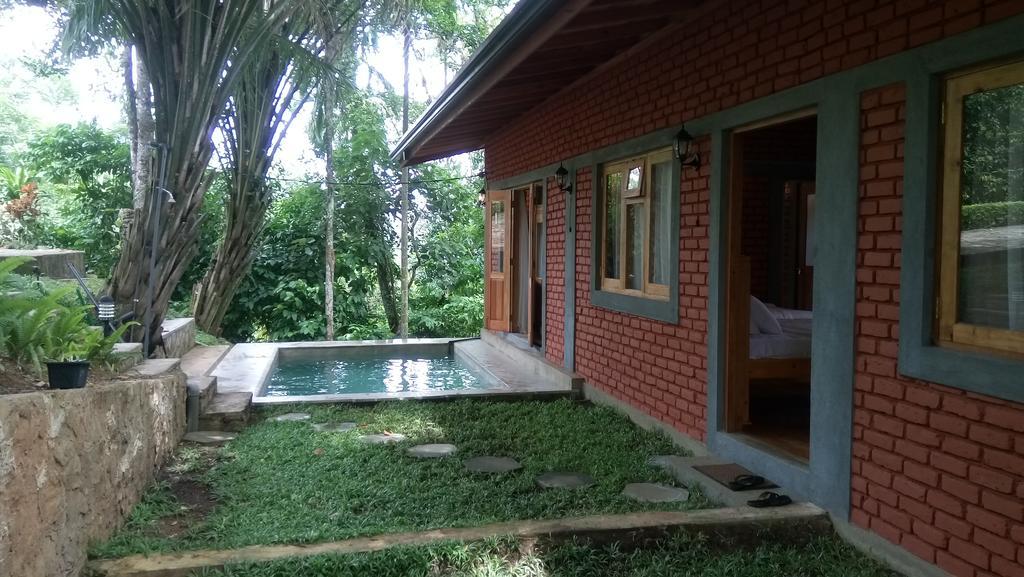 Ferienwohnung Tea Leaf Retreat Kandy Exterior foto