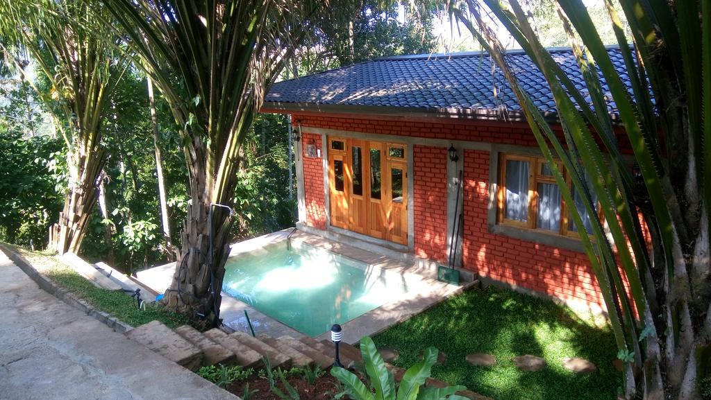 Ferienwohnung Tea Leaf Retreat Kandy Exterior foto